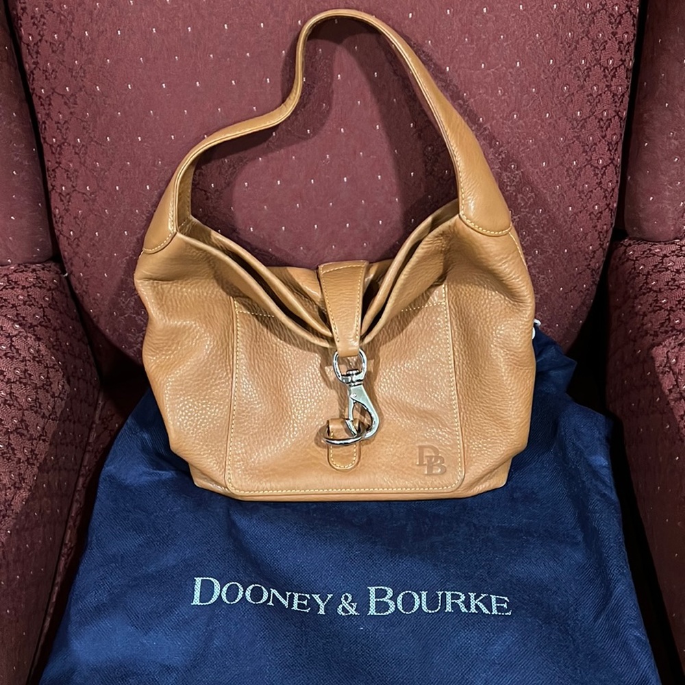 DOONEY&BOURKE BAG.